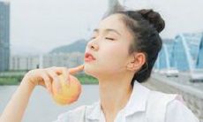让我们一起拥抱快乐的人生,用这些祝福语让你保持幸福、健康、富足和内心满足!