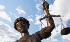 探讨正义的智慧格言：探索人类行为中如何体现正义的原则与准则