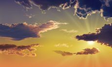 多彩绚烂、瑰丽壮观的晚霞赋予人类无穷的灵感和显赫的美感:一系列关于晚霞的迷人摘录