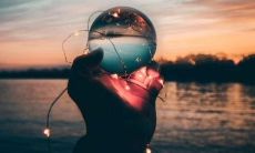 2021广受追捧的短句说说，让你的社交媒体简介更有吸引力！