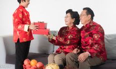 来一些温暖的、感人的祝福吧——为长辈庆生献上最真挚的祝福语言!