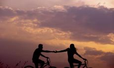 因为老公的言行,让我感到失望和心灰意冷,对他的不满和失望情绪深深漫延心头!