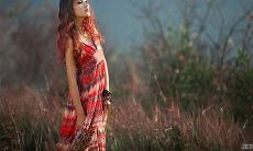 沉默沉淀的思维，萦绕心头的忧伤，那句让人心静到极致的伤感句子