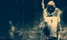 掩饰不住的失望与失落，当我对朋友的无限信任被瓦解时所表现的复杂心境