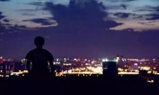 找寻内心痛苦的独行者：探索孤独痛楚的句子