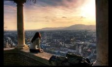 思念深切、心痛难耐的亲人，让人痛苦不已