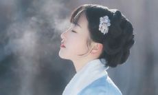 悲伤的乡愁与无尽的犹豫:一组抒情悔恨的句子集合