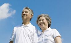 希望每一位年长者都能享有健康的身体状况以维持其美好生活并继续为社会做出贡献