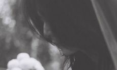 在午夜时分,表达你内心情绪的一些简短语言