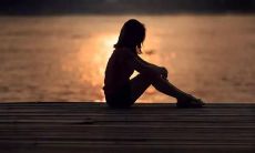 多种表达失望情感的句子，无法完全信任或信任被破坏所带来的失望心情