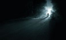 孤独深夜里孑然一身的孤寂句子