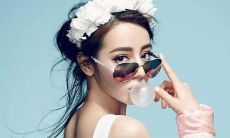 如何在当今世界走到尽头的时刻再次成为自己：探索如何重新接纳和体现我们的经典口号和个人原则