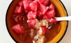 夏日情怀:沁人心脾的西瓜美学,独具艺术气质的唯美句集