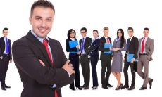 企业领导必备的座右铭:助力成功之路,强化领导力,拓展视野,激励团队,致力于持续创新与卓越表现