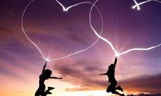 探讨如何用简短的语句传递情侣之间的誓言并使其更加深刻和难忘