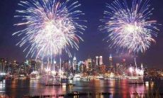 30张唯美梦幻的放烟花句子图片，让你愉悦心情与美好回忆相伴！