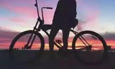 思念之痛，让我心碎成千万句话想你