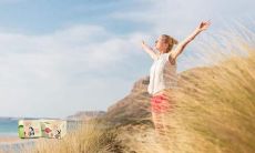 如何在生活中学会爱自己并用积极的话语来增强自我价值感