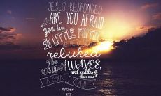 享受KTV畅饮的快乐时光：欢歌笑语、自得其乐的心情的表达方式