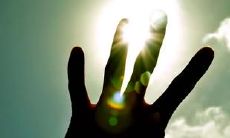 放弃奋斗的青春，选择舒适的安逸，你会后悔一辈子的——关于青春励志的一些格言和警语